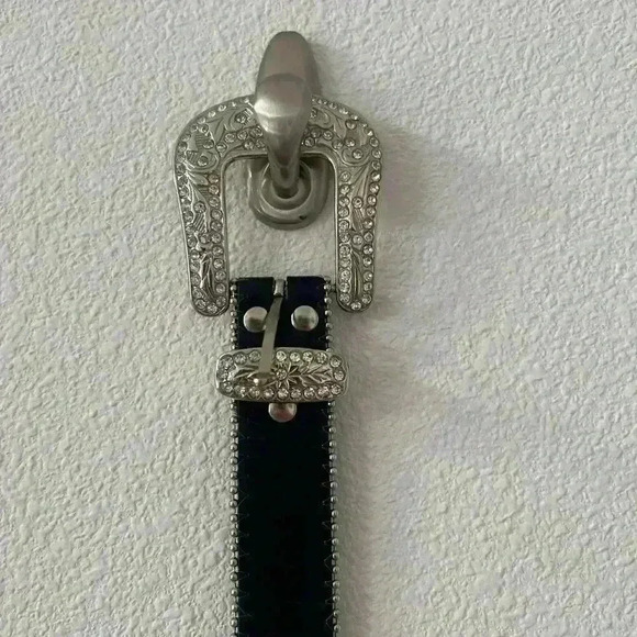 Fashioned Buckle belt - Picture 2 of 5